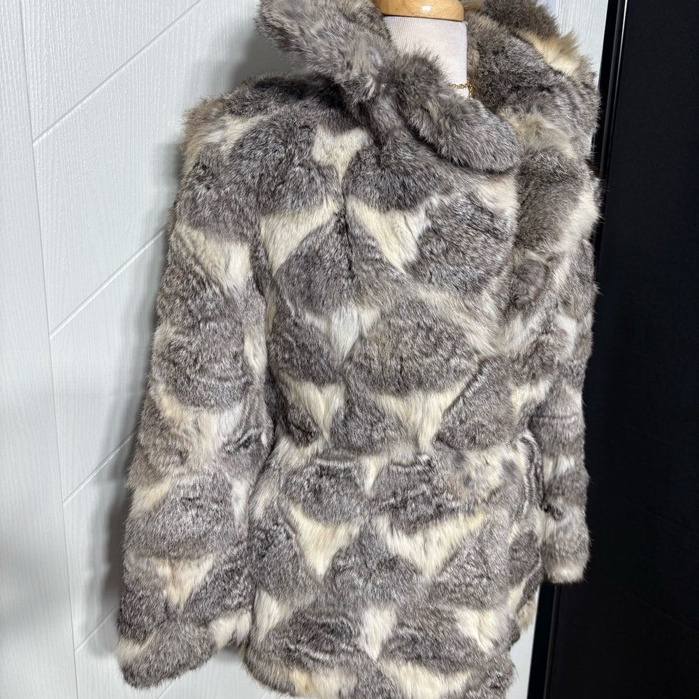 Vintage 70s Golden Swallow 70s White Rabbit Fur Coat Elegant Collar S/M - Picture 4 of 17